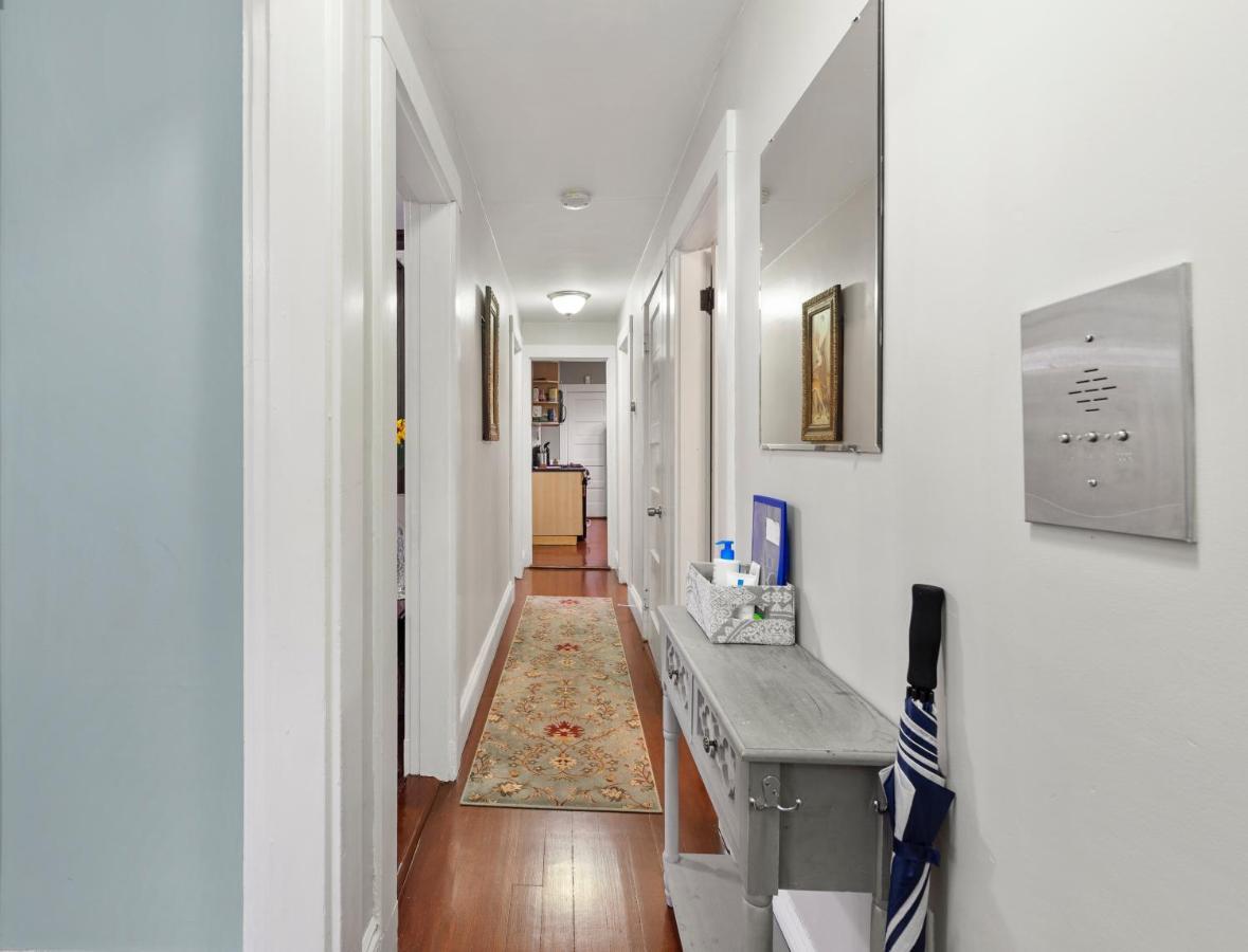 Bright & Spacious 2Br Apartment, Mins From Downtown Boston, Parking 외부 사진