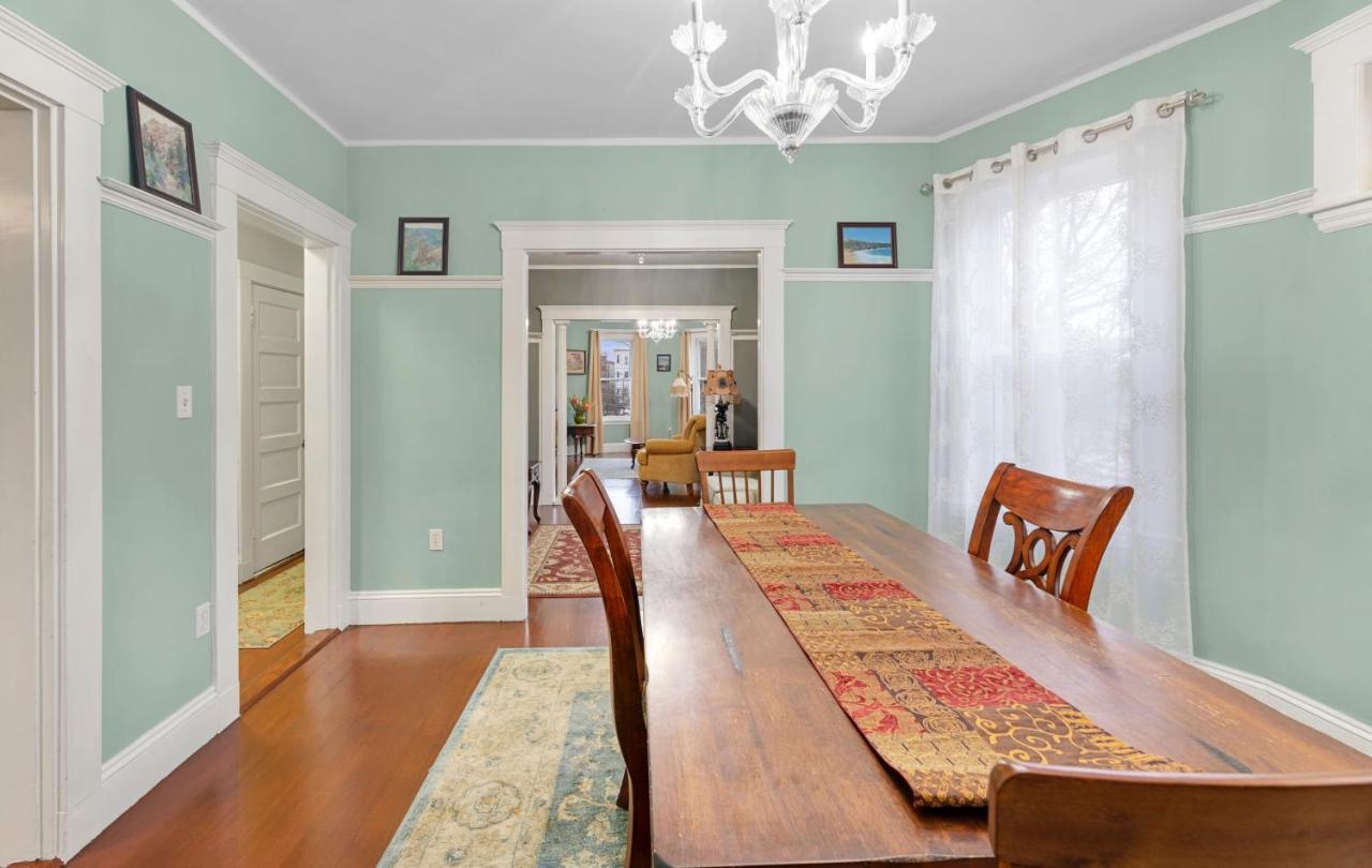 Bright & Spacious 2Br Apartment, Mins From Downtown Boston, Parking 외부 사진