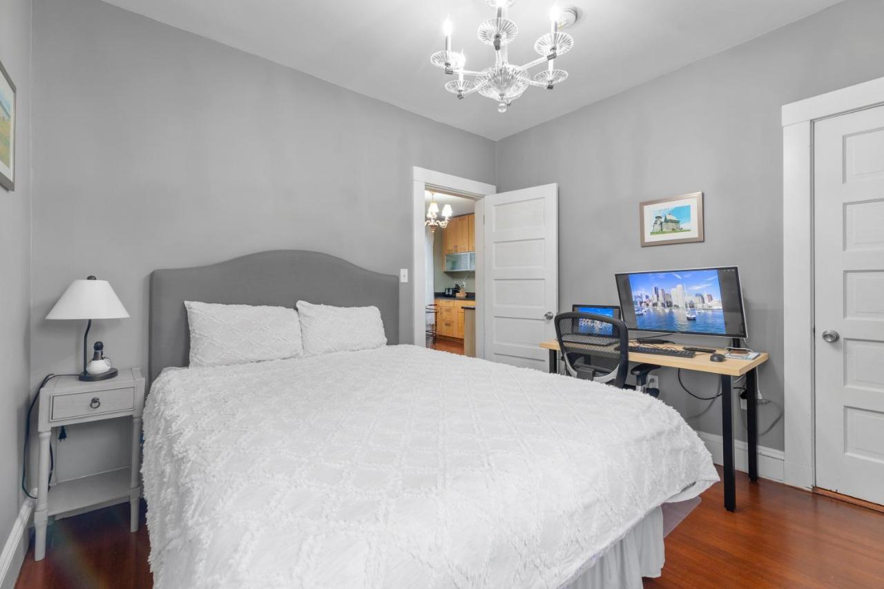 Bright & Spacious 2Br Apartment, Mins From Downtown Boston, Parking 외부 사진