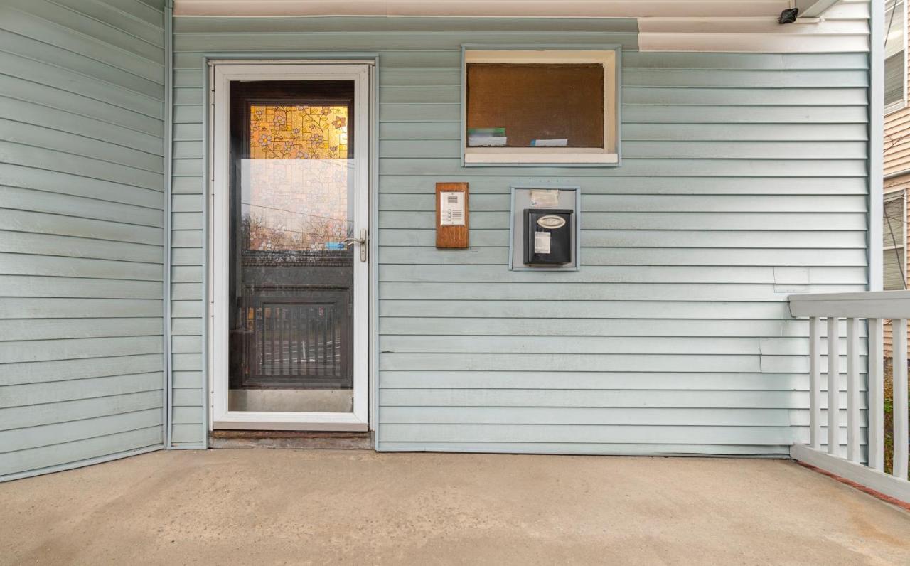 Bright & Spacious 2Br Apartment, Mins From Downtown Boston, Parking 외부 사진