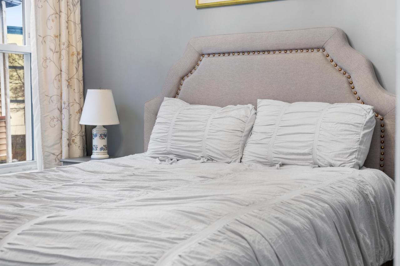 Bright & Spacious 2Br Apartment, Mins From Downtown Boston, Parking 외부 사진
