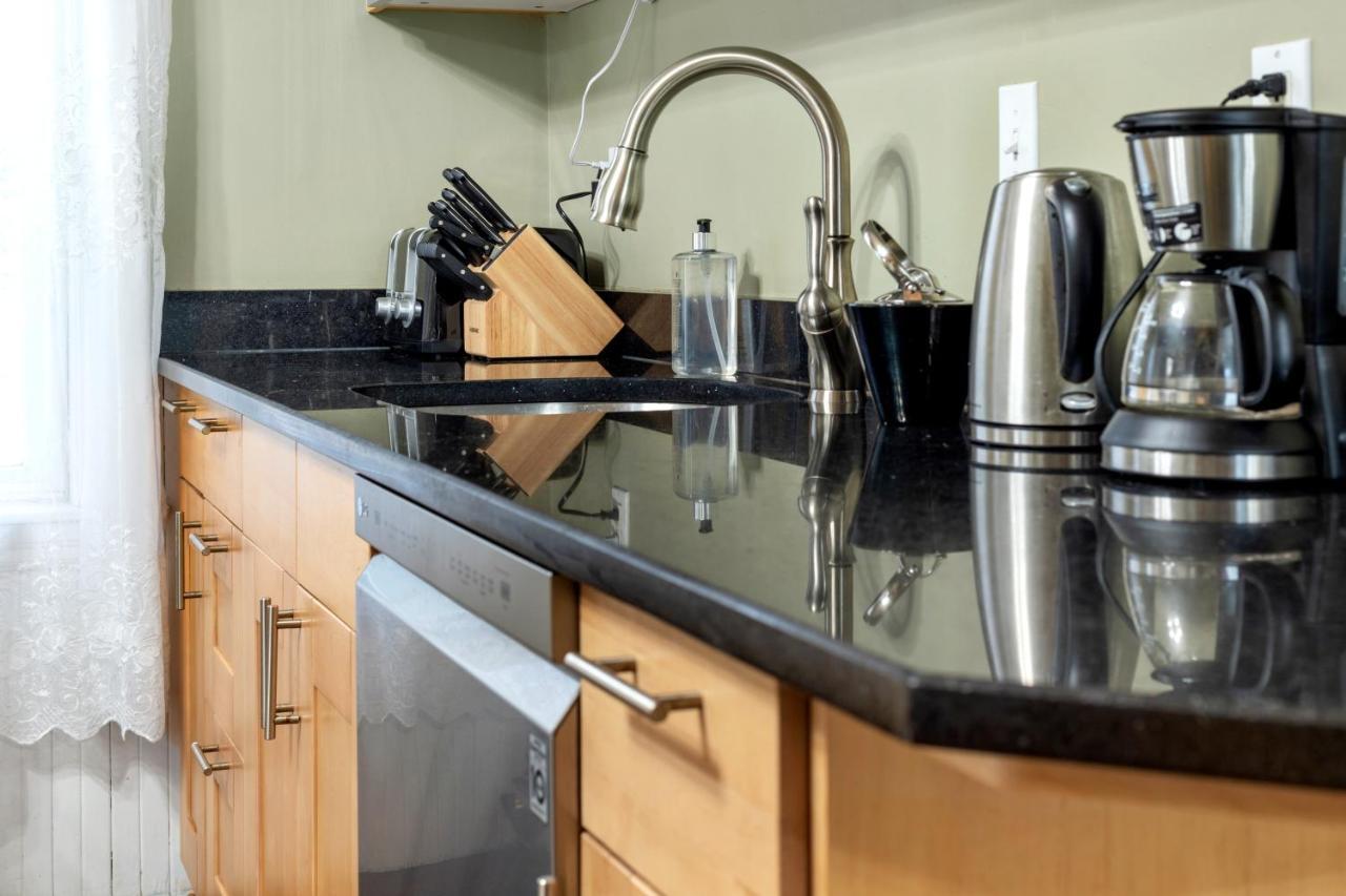 Bright & Spacious 2Br Apartment, Mins From Downtown Boston, Parking 외부 사진
